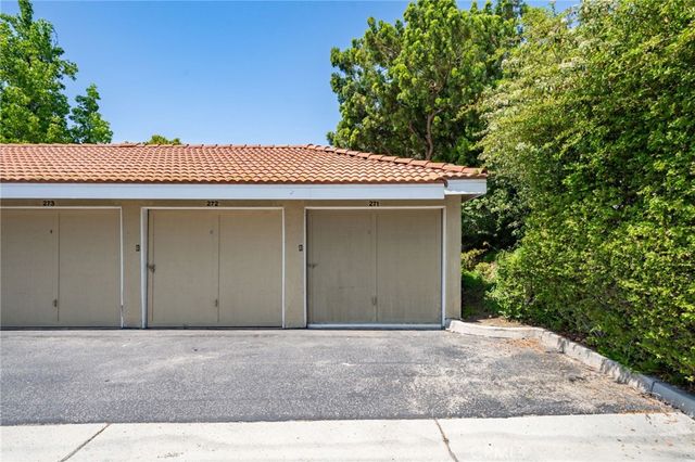 2731 Erringer 71, Simi Valley, CA 93065