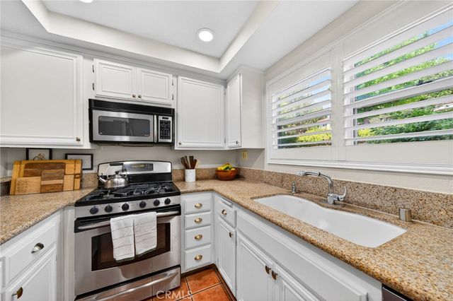 2731 Erringer 71, Simi Valley, CA 93065