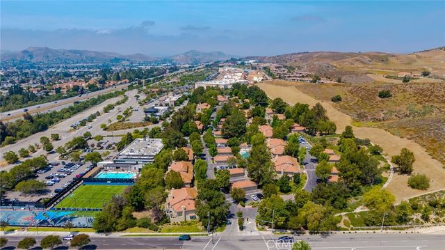 2731 Erringer 71, Simi Valley, CA 93065