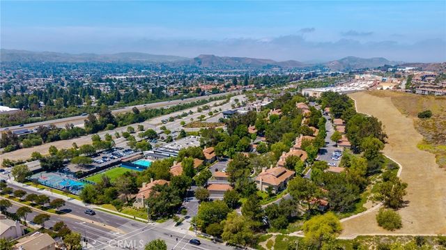 2731 Erringer 71, Simi Valley, CA 93065