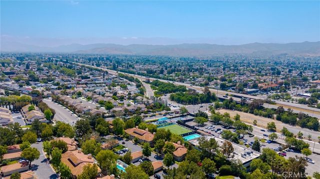 2731 Erringer 71, Simi Valley, CA 93065