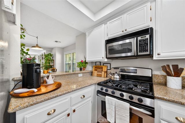2731 Erringer 71, Simi Valley, CA 93065