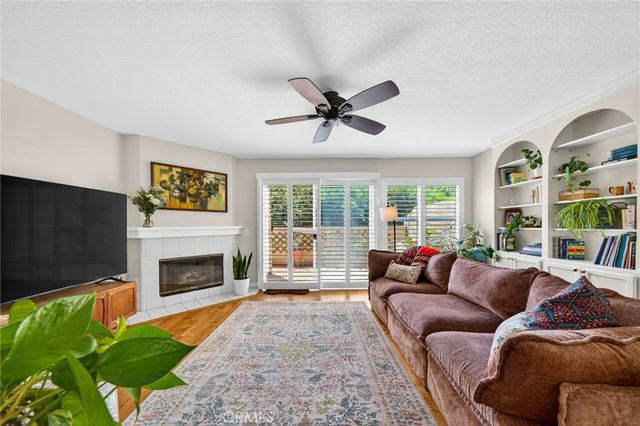 2731 Erringer 71, Simi Valley, CA 93065