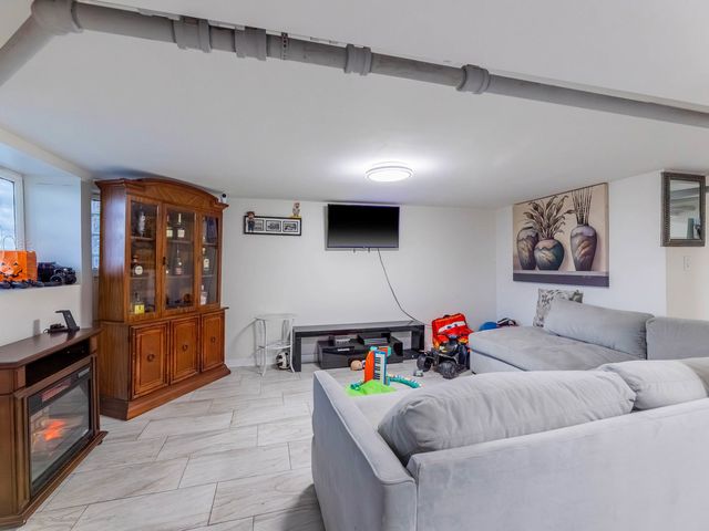 4747 W Monroe Street, Chicago, IL 60644