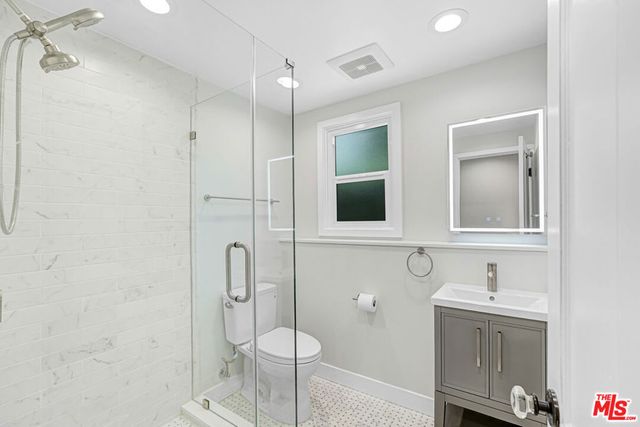 2383 Panorama Terrace, Los Angeles, CA 90039