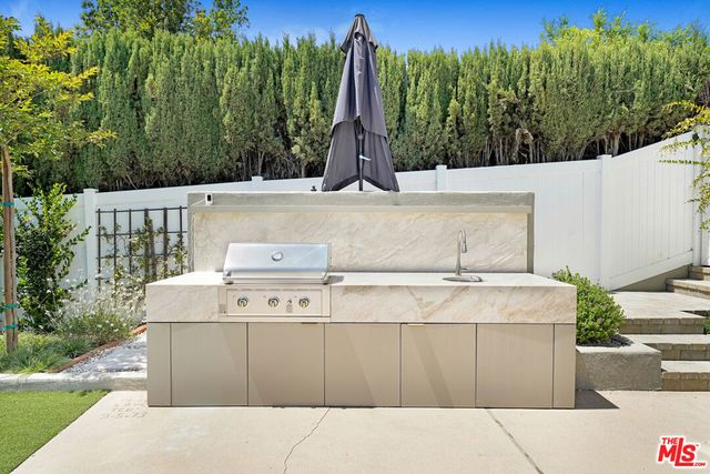 2383 Panorama Terrace, Los Angeles, CA 90039