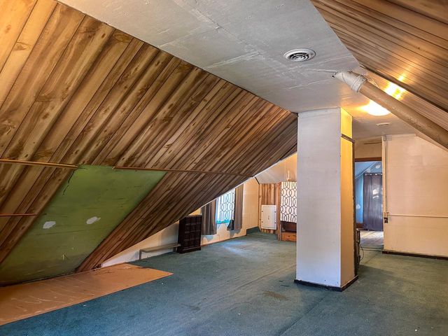 2640 N 48th STREET, Milwaukee, WI 53210