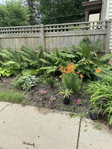 2640 N 48th STREET, Milwaukee, WI 53210