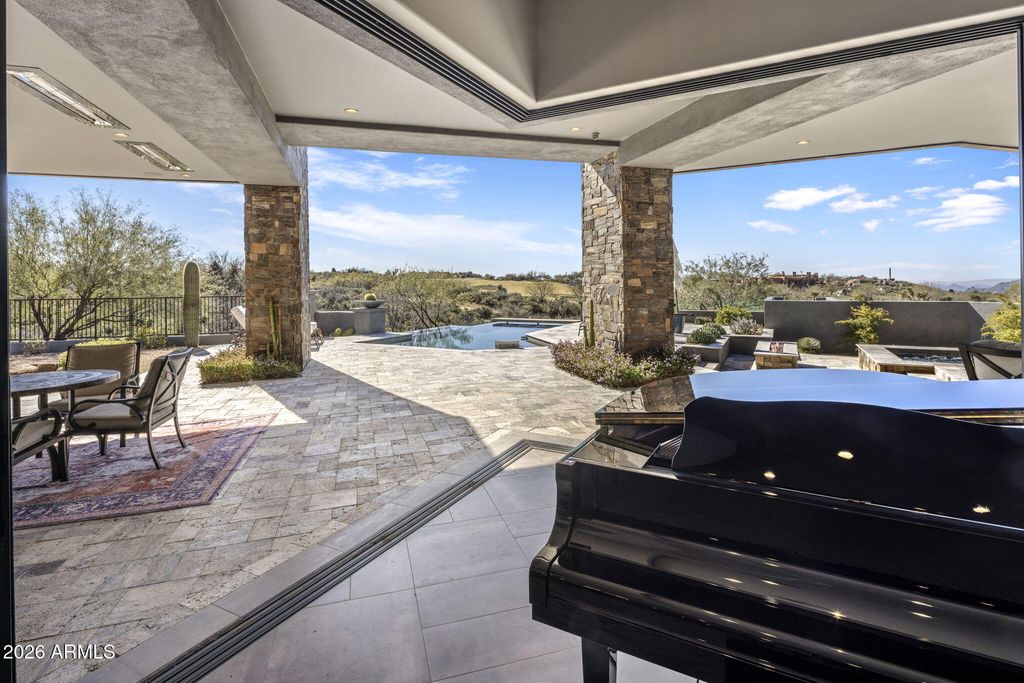 Image 17 of property listing at 11171 E PAINTED SKY Circle, Scottsdale, AZ 85262