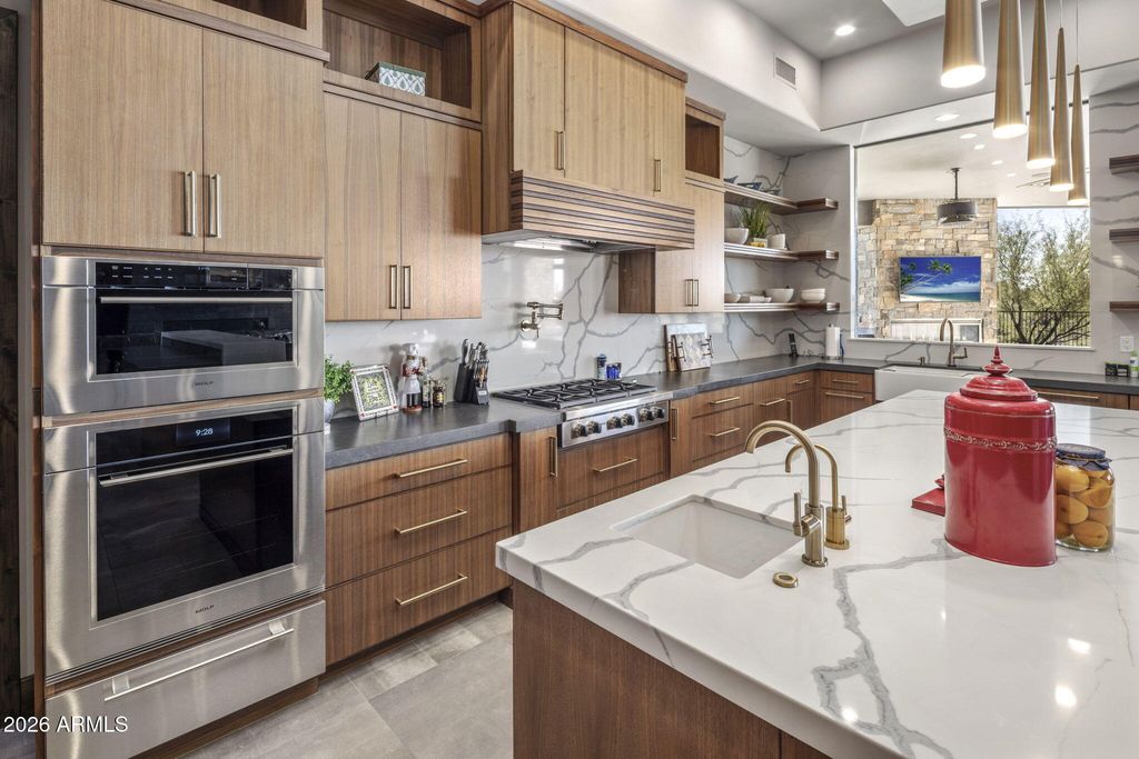 Image 25 of property listing at 11171 E PAINTED SKY Circle, Scottsdale, AZ 85262