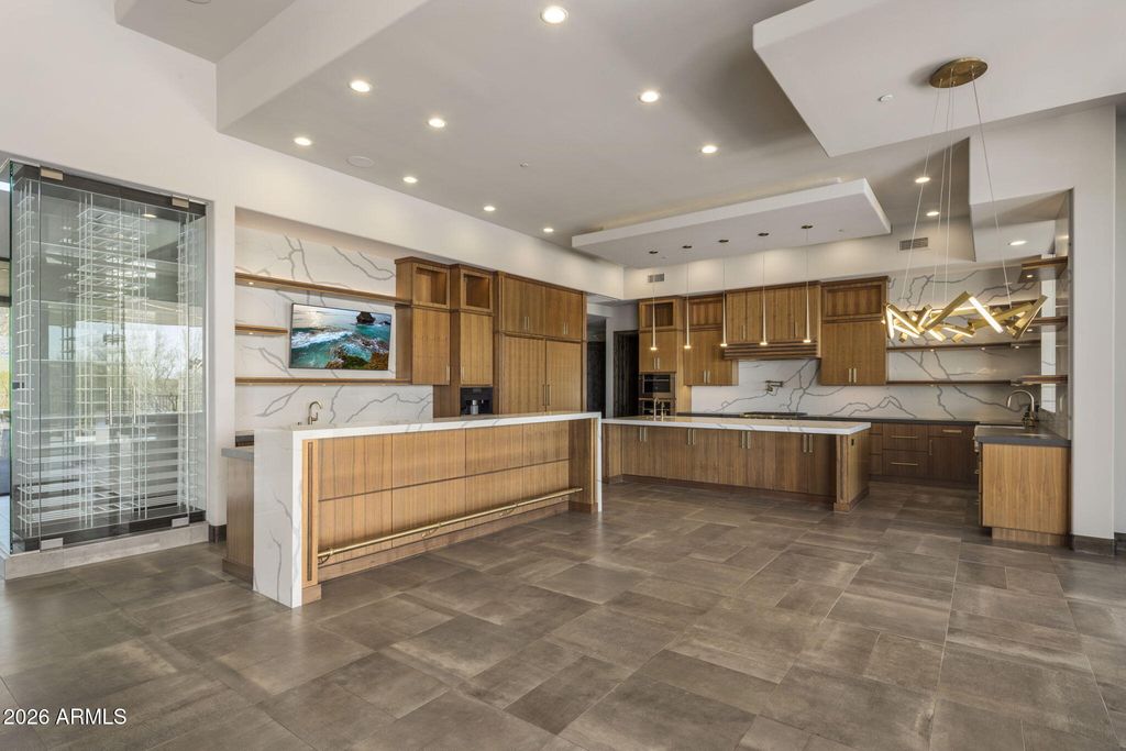 Image 8 of property listing at 11171 E PAINTED SKY Circle, Scottsdale, AZ 85262