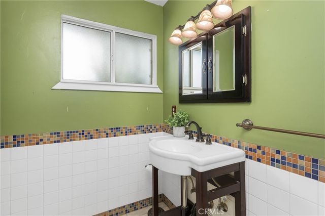 9053 Delano, Riverside, CA 92503