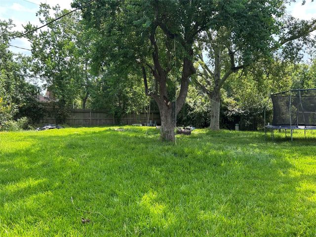 8432 Botany Lane, Houston, TX 77075
