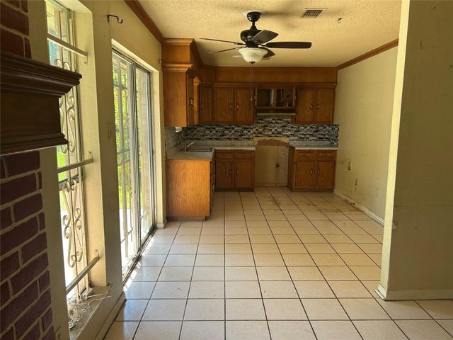 8432 Botany Lane, Houston, TX 77075