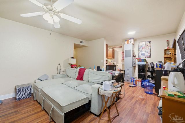 3 Teakwood Cir, Pensacola, FL 32506