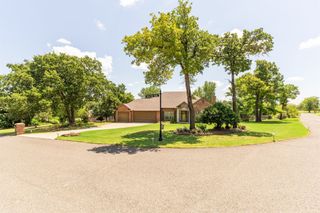 4531 Red Fox, Guthrie, OK 73044