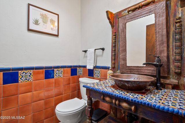 3000 W Camino Claveles, Tucson, AZ 85745