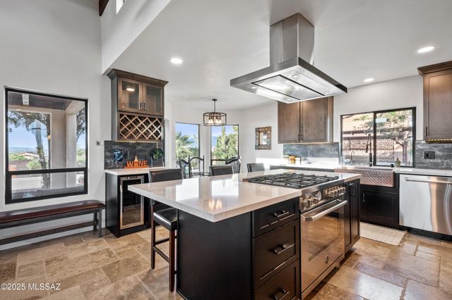 3000 W Camino Claveles, Tucson, AZ 85745