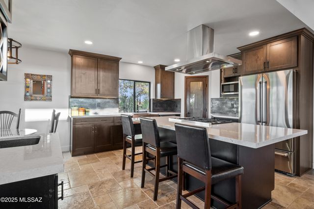 3000 W Camino Claveles, Tucson, AZ 85745