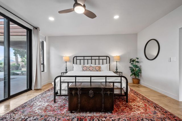 3000 W Camino Claveles, Tucson, AZ 85745