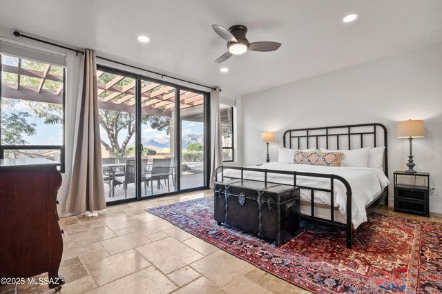 3000 W Camino Claveles, Tucson, AZ 85745