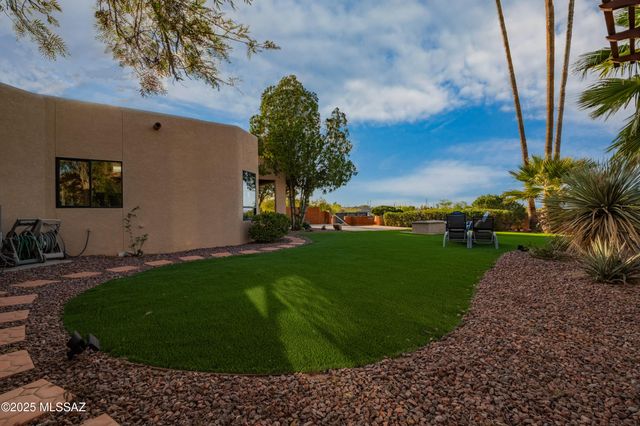 3000 W Camino Claveles, Tucson, AZ 85745
