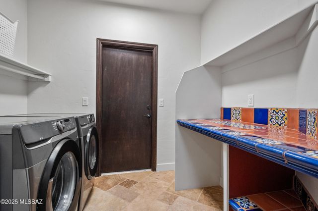 3000 W Camino Claveles, Tucson, AZ 85745