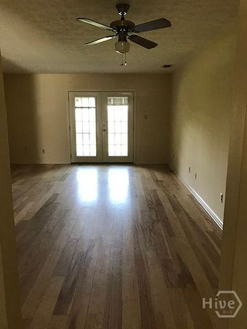 282 Greenwich Drive 9, Richmond Hill, GA 31324