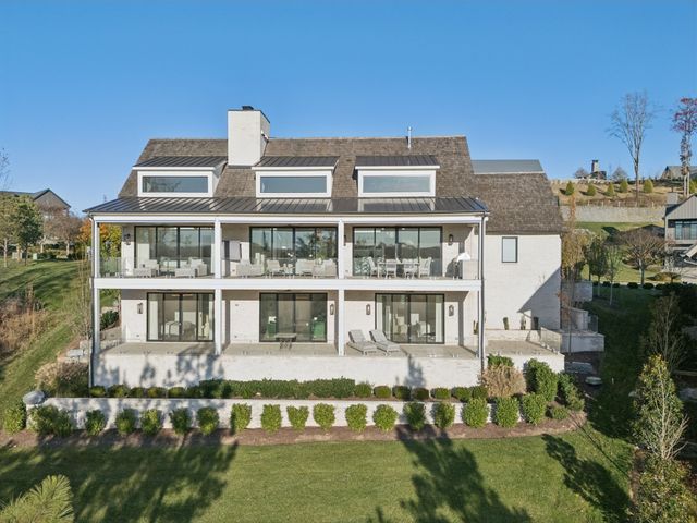 7354 Harlow Dr, College Grove, TN 37046