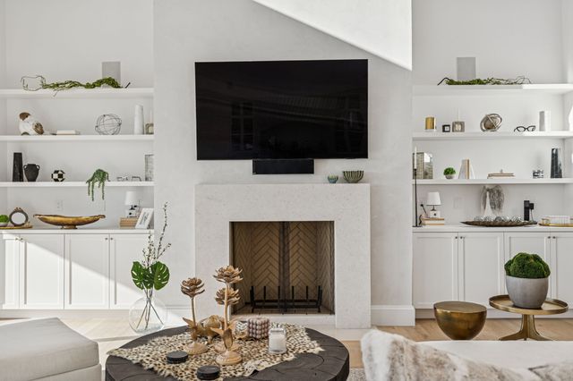 7354 Harlow Dr, College Grove, TN 37046