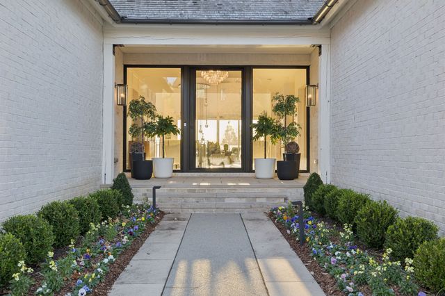 7354 Harlow Dr, College Grove, TN 37046