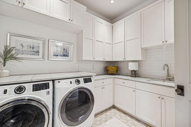 7354 Harlow Dr, College Grove, TN 37046