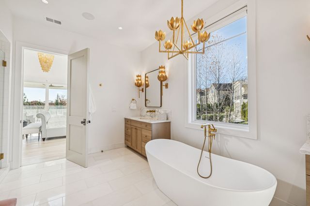 7354 Harlow Dr, College Grove, TN 37046