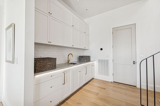 7354 Harlow Dr, College Grove, TN 37046