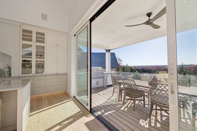 7354 Harlow Dr, College Grove, TN 37046