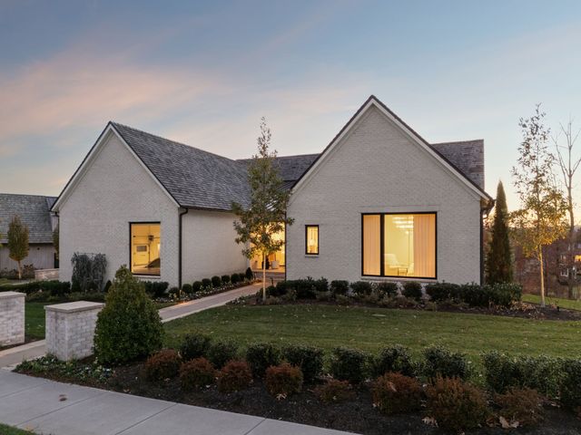 7354 Harlow Dr, College Grove, TN 37046