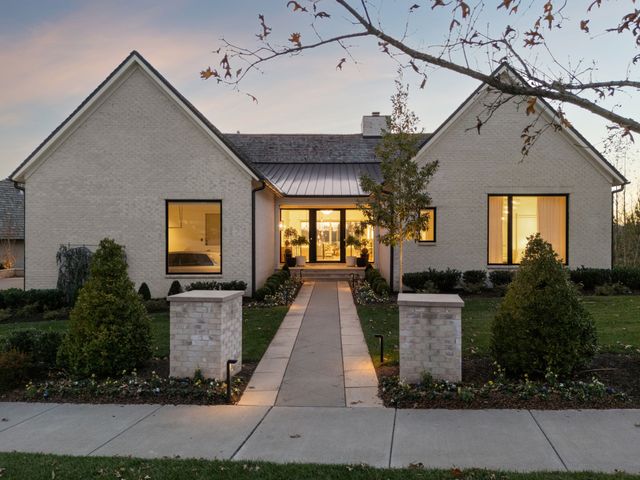 7354 Harlow Dr, College Grove, TN 37046