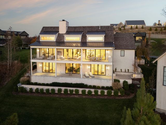 7354 Harlow Dr, College Grove, TN 37046