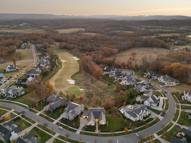 7354 Harlow Dr, College Grove, TN 37046