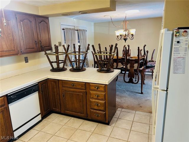 64682 Beth Dr., Bellaire, OH 43906