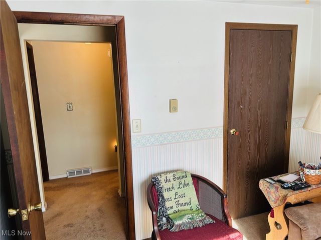 64682 Beth Dr., Bellaire, OH 43906