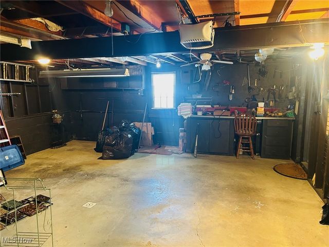 64682 Beth Dr., Bellaire, OH 43906