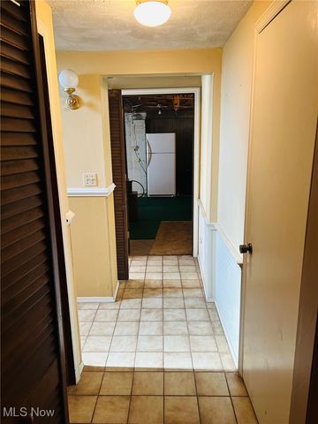 64682 Beth Dr., Bellaire, OH 43906