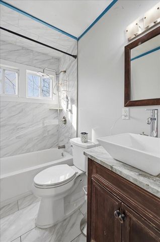 24883 Brittany Avenue, Eastpointe, MI 48021