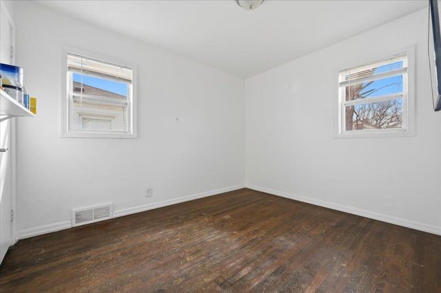 24883 Brittany Avenue, Eastpointe, MI 48021