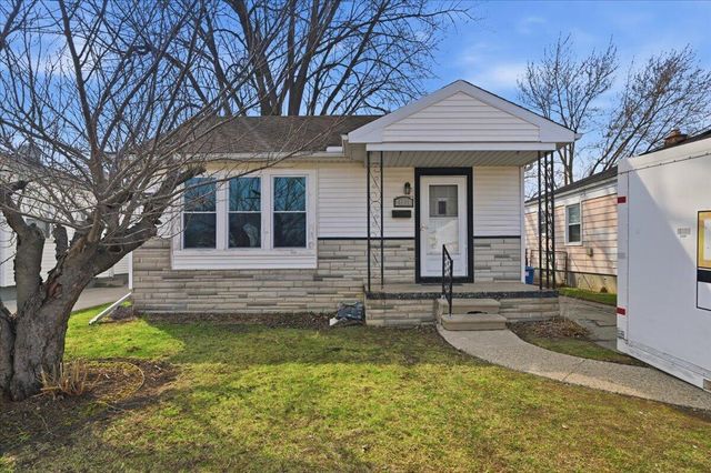 24883 Brittany Avenue, Eastpointe, MI 48021