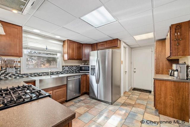 419 SIERRA DR, Cheyenne, WY 82009