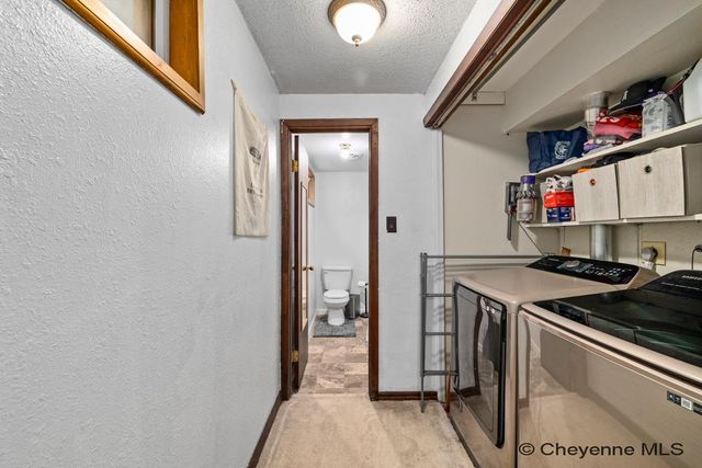 419 SIERRA DR, Cheyenne, WY 82009