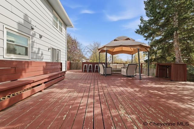 419 SIERRA DR, Cheyenne, WY 82009