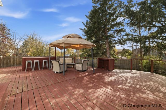 419 SIERRA DR, Cheyenne, WY 82009